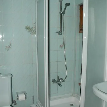 Privatunterkunft Dikili Pansiyon *