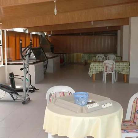 Homestay Dikili Pansiyon *