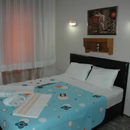 Homestay Dikili Pansiyon *