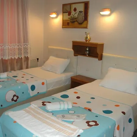Homestay Dikili Pansiyon *
