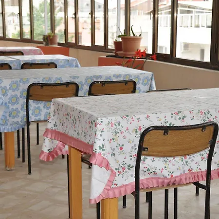 Dikili Pansiyon Homestay *